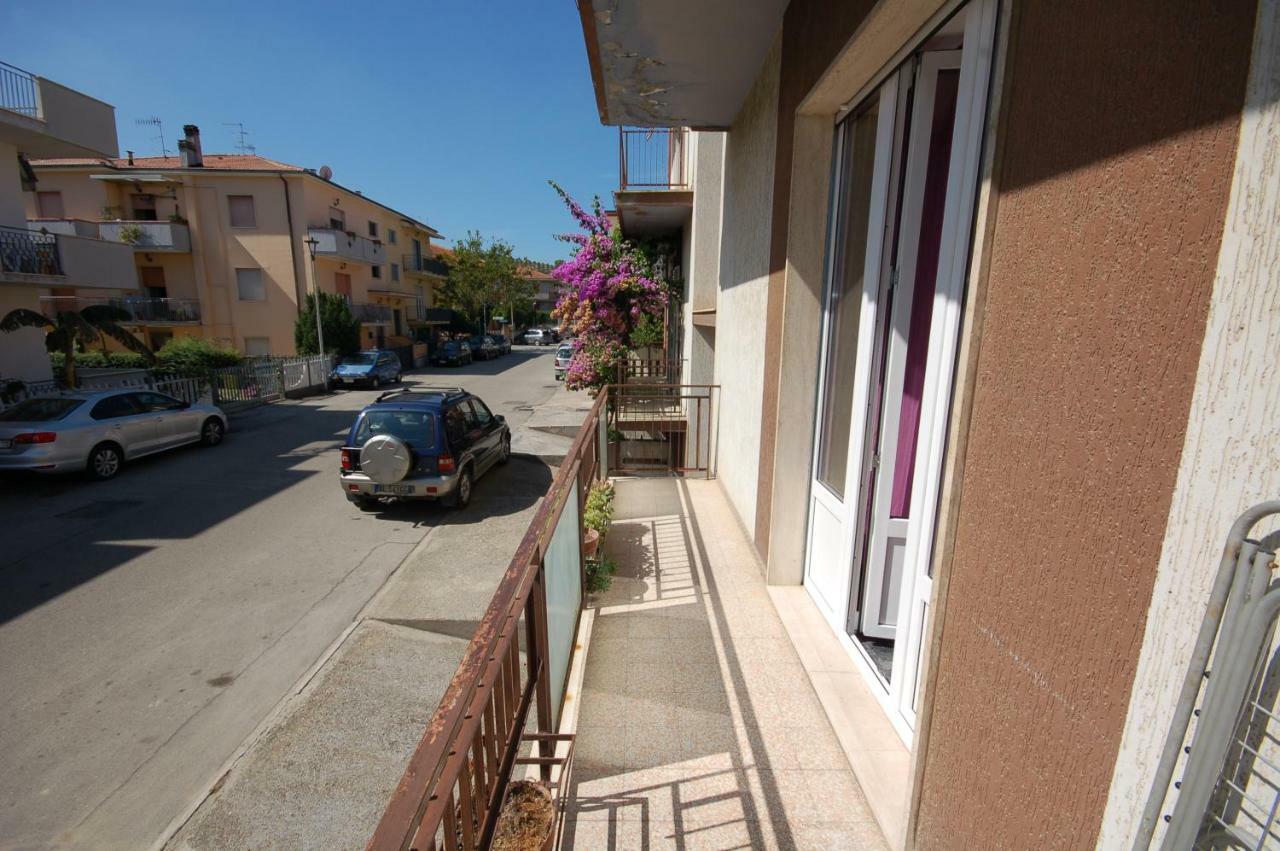 Appartamento Al Mare A Silvi Marina Exterior foto
